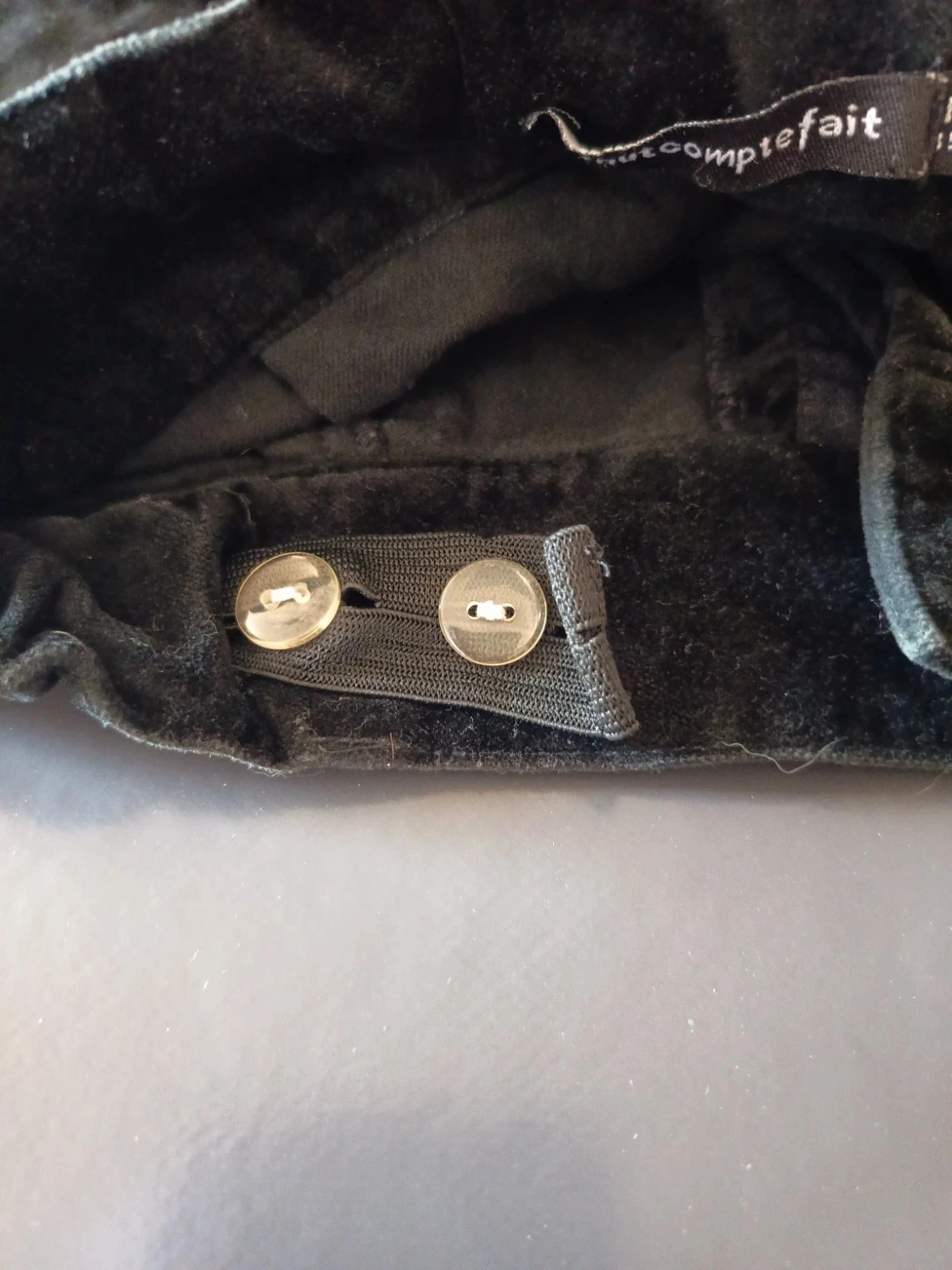 Black velvet shorts – photo 4